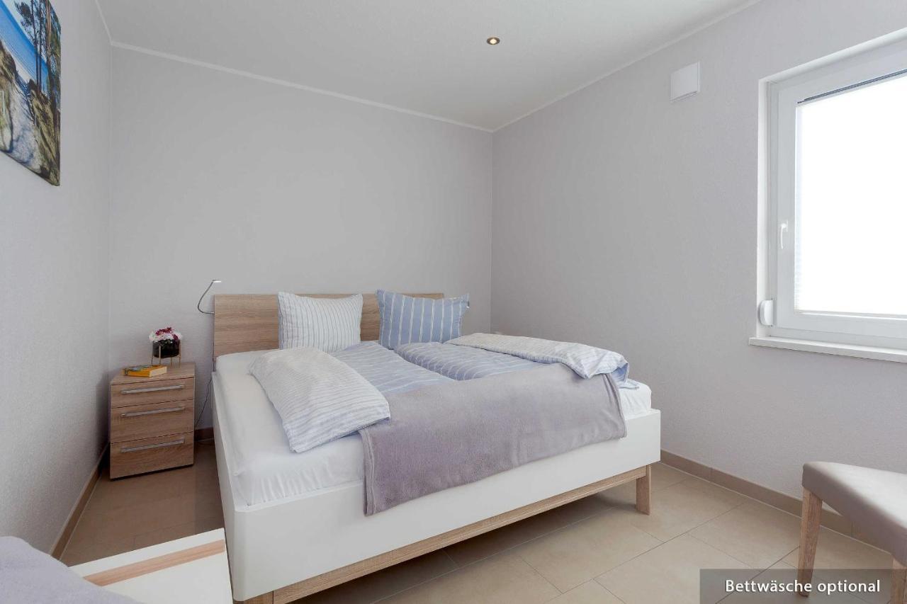 Ferienwohnung Steuerbord ツィノヴィッツ エクステリア 写真