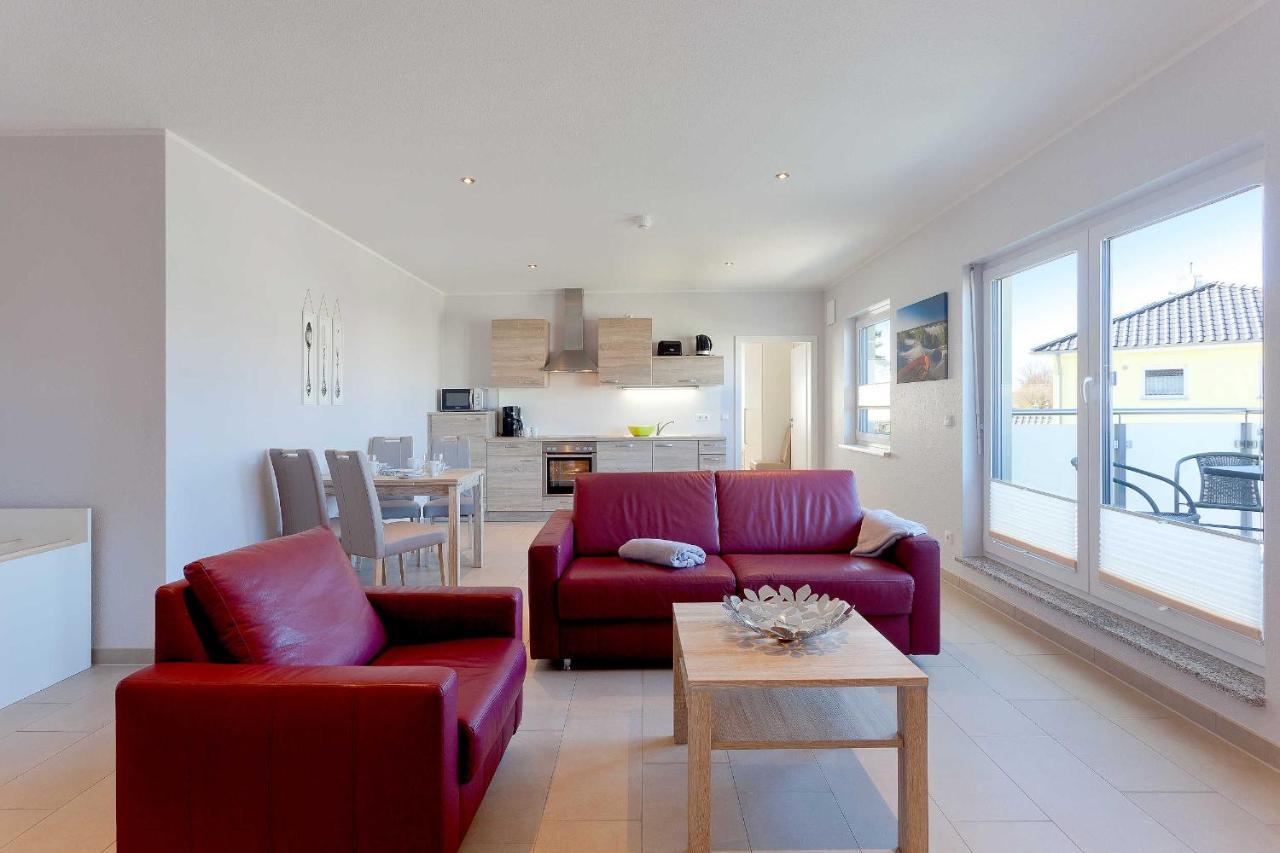 Ferienwohnung Steuerbord ツィノヴィッツ エクステリア 写真